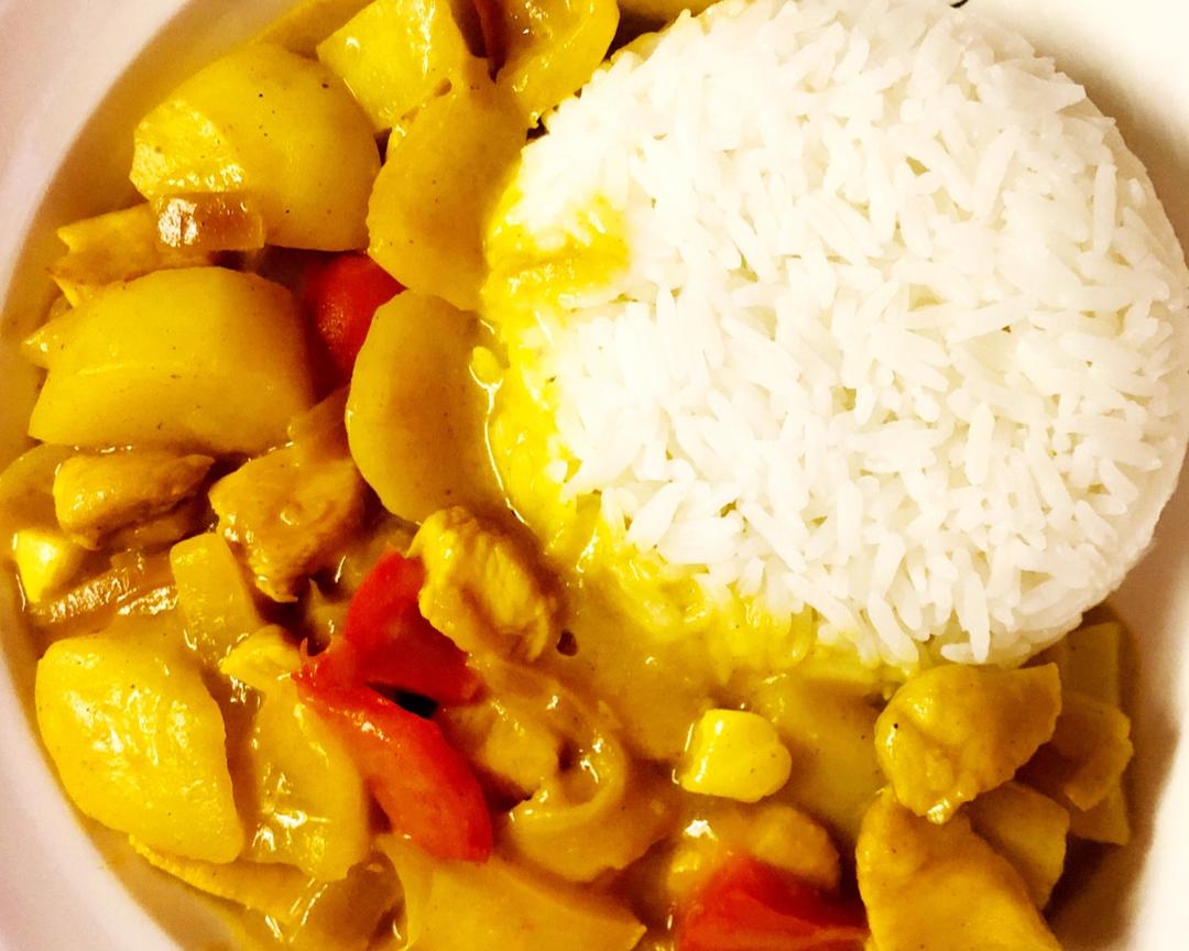 咖喱鸡肉饭