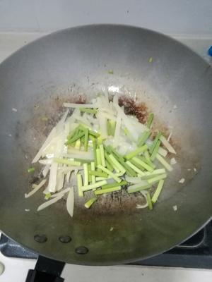 清炒蒜苔土豆丝的做法 步骤7