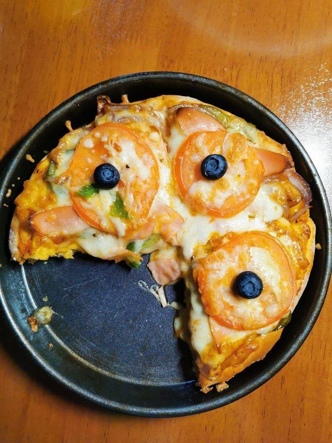 自制披萨饼皮（普通家用面粉版，无黄油可用玉米油代替）