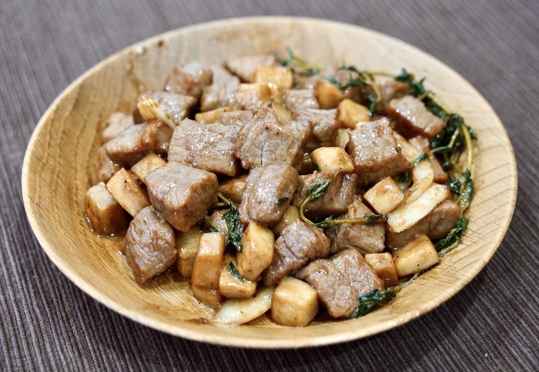 黑椒杏鲍菇牛肉粒