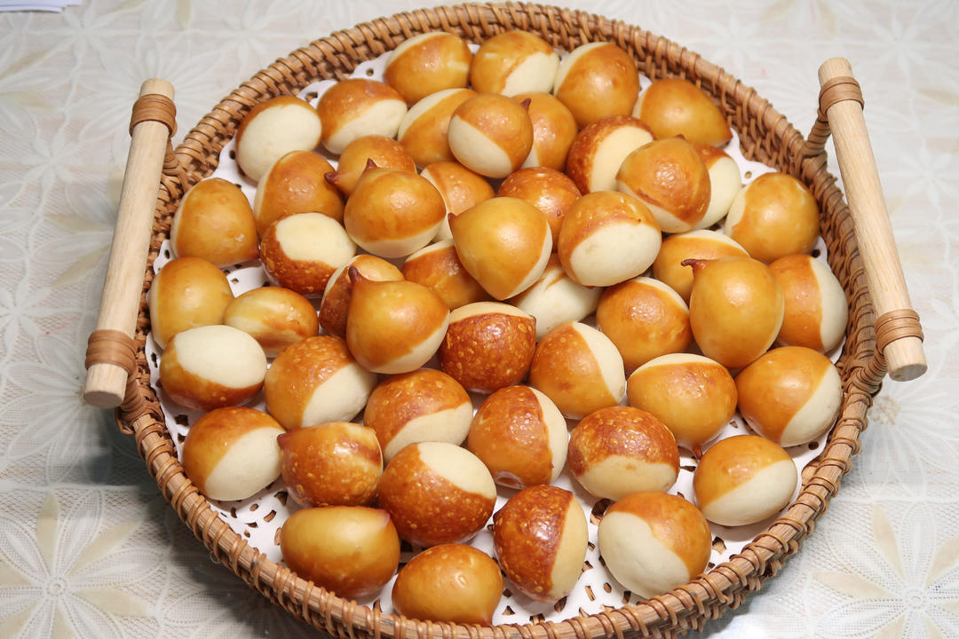 举个栗子｜超可爱的mini 栗子碱水面包
