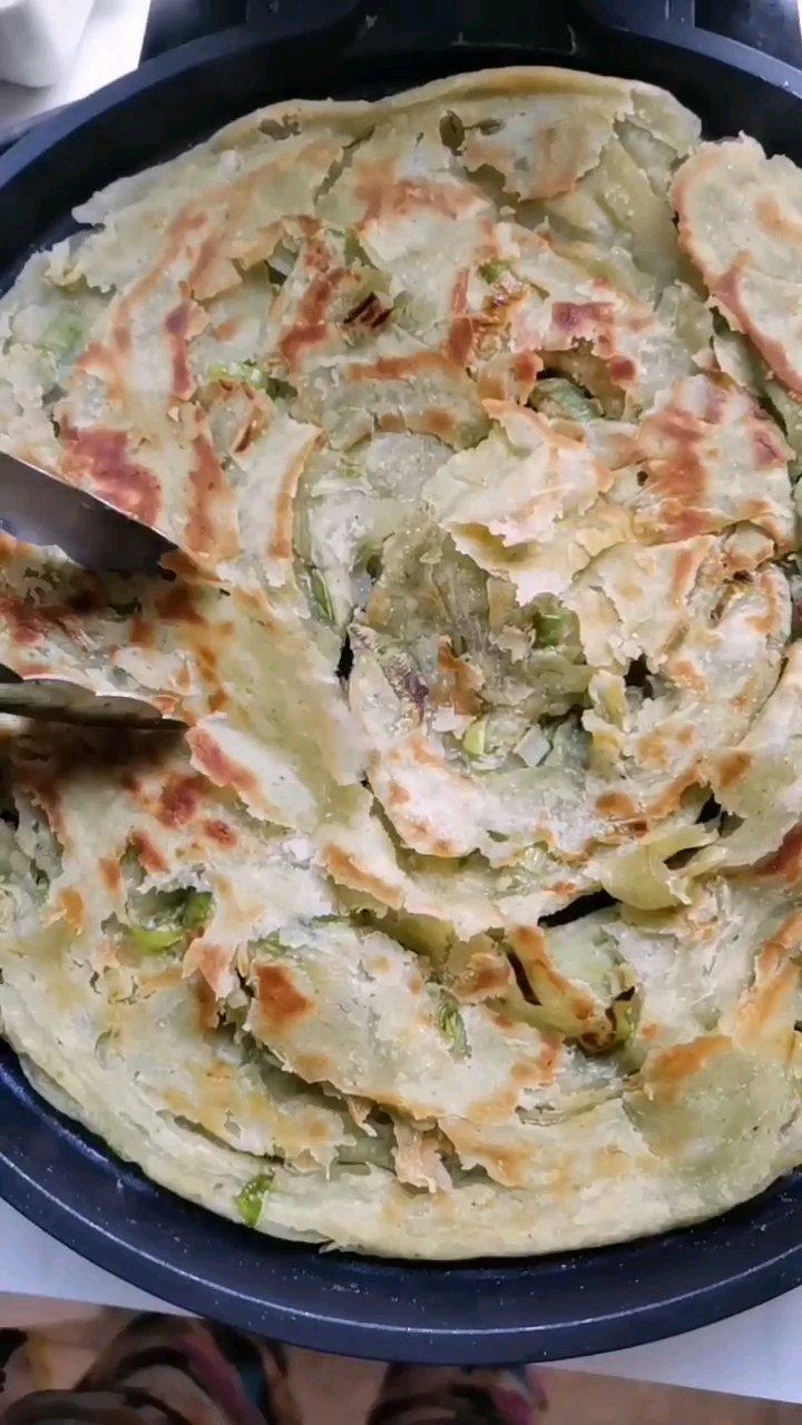 手抓饼/葱抓饼 Taiwan Style Pancakes