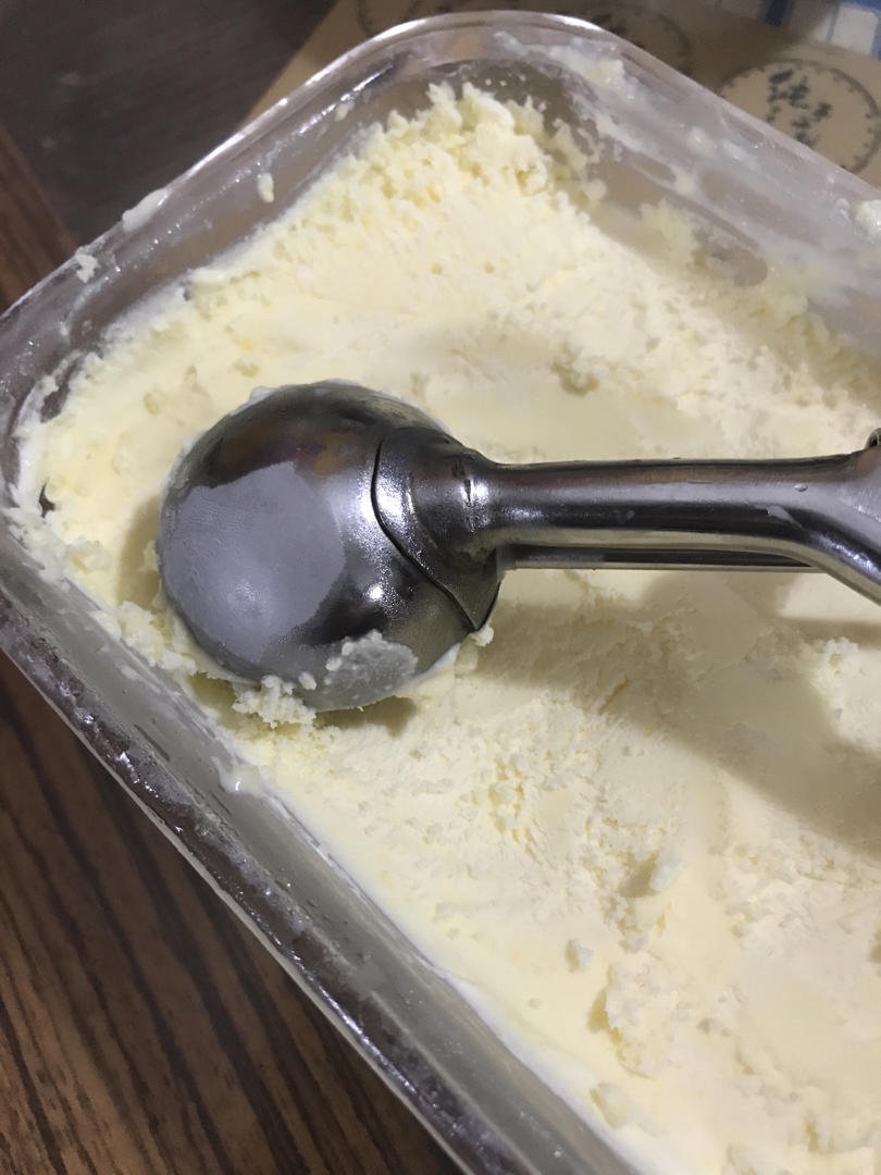比哈根达斯还好吃的冰激凌（蛋黄是熟的，可以放心吃）