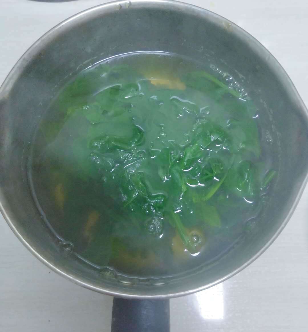 菠菜红豆饼的做法 步骤1