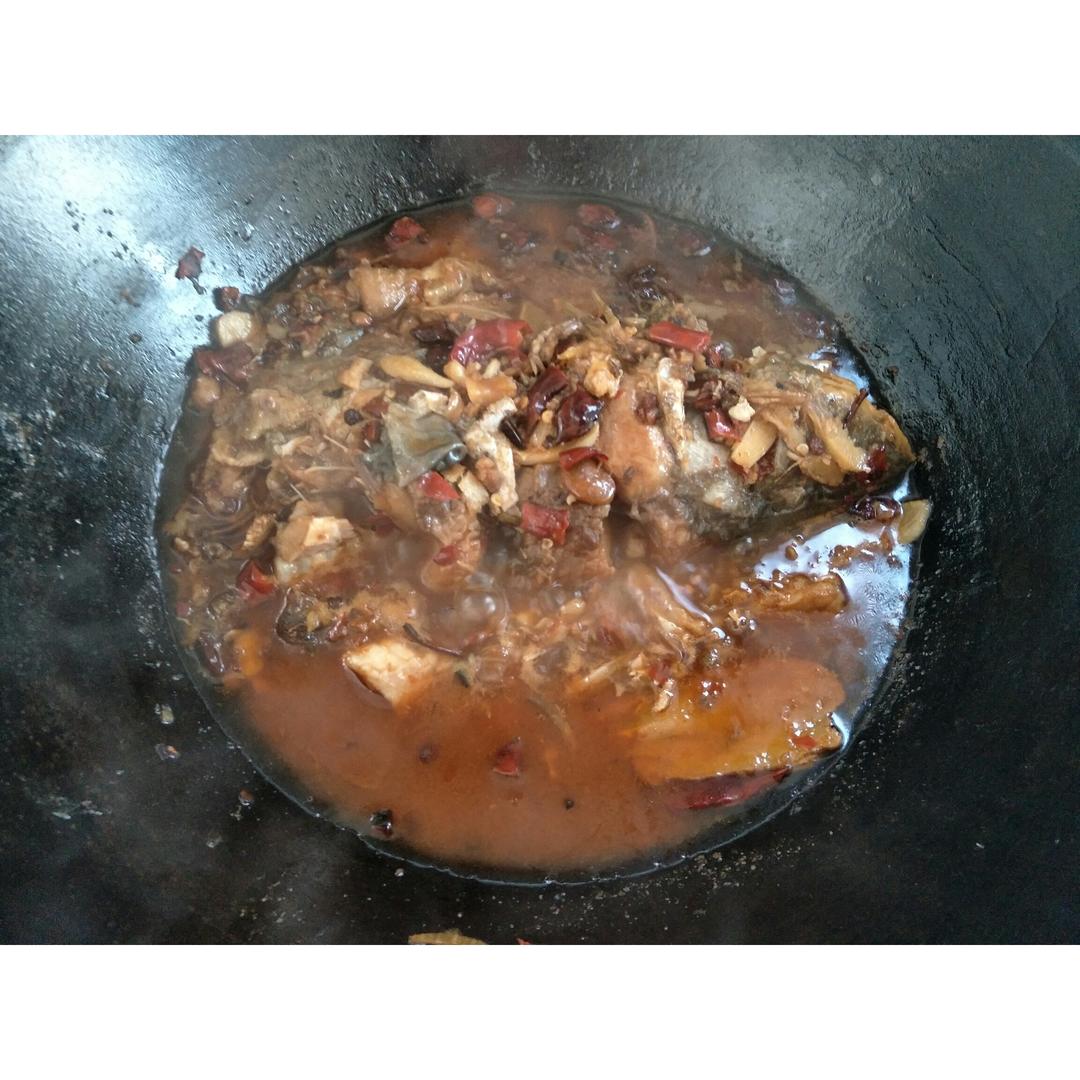 红烧鲤鱼