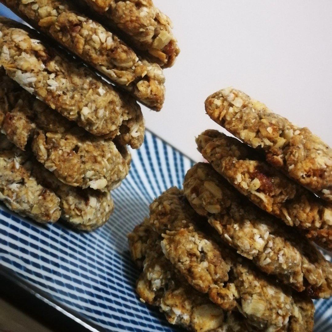 素食:有机燕麦芝麻大饼干
