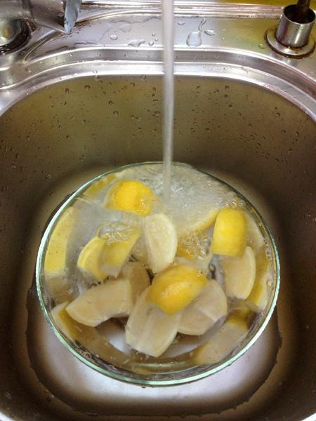 PH糖渍柠檬皮的做法 步骤3