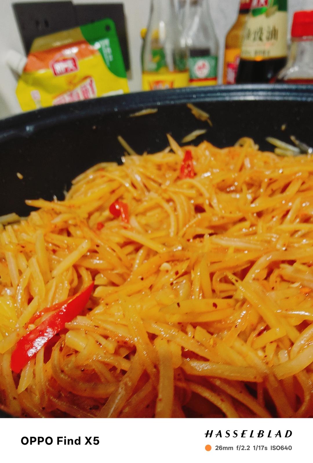 酸辣土豆丝的家常做法 超级下饭