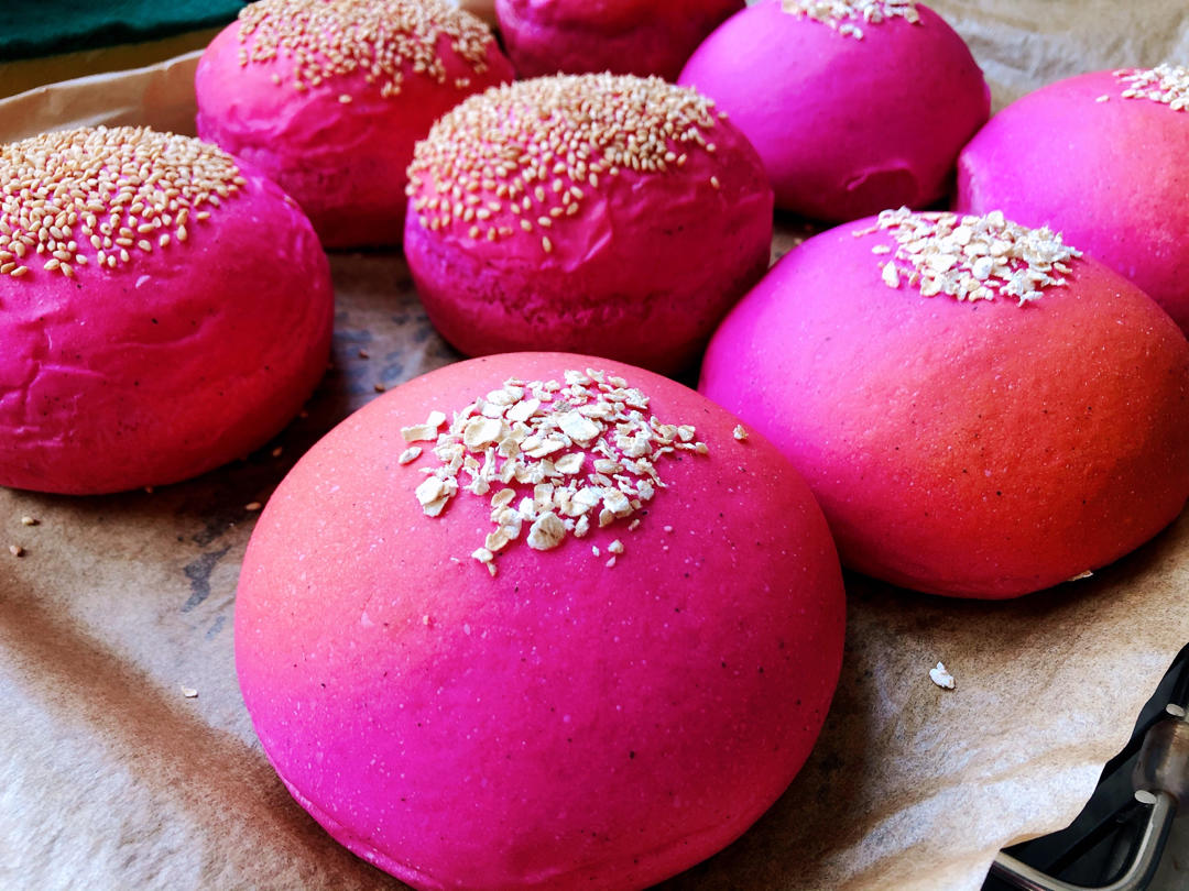 火龙果麻薯欧包