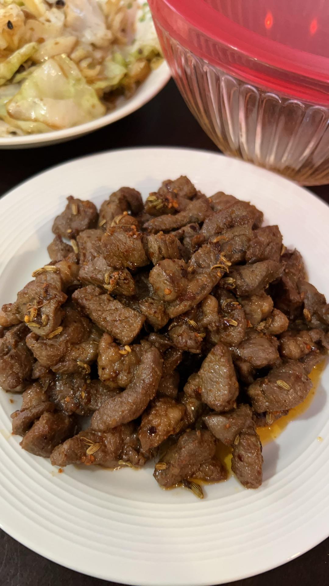 超越羊肉串的孜然爆炒羊肉
