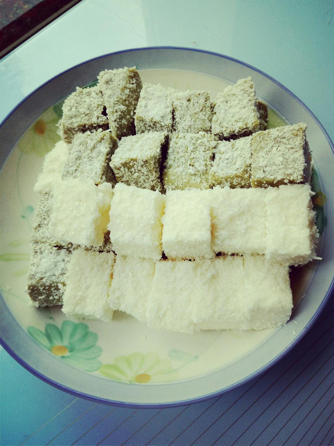 完胜85度C牛奶椰丝小方