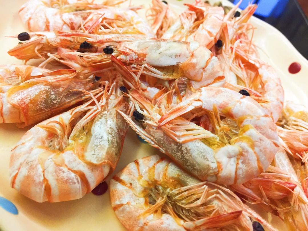 小吴手工美食已满请加xwcake2做的微波炉烤虾干