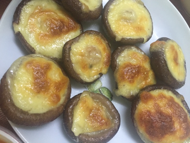 马苏里拉芝士烤香菇