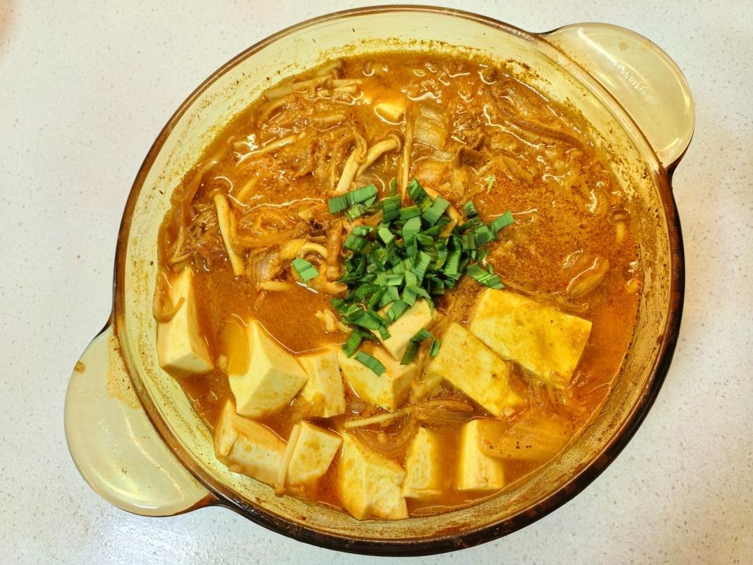 韩式金枪鱼泡菜豆腐汤          by wqy