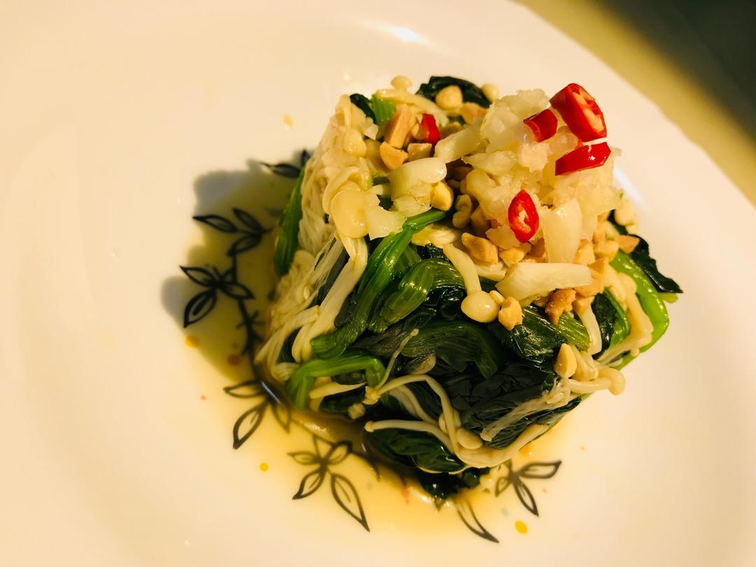 凉拌菠菜金针菇