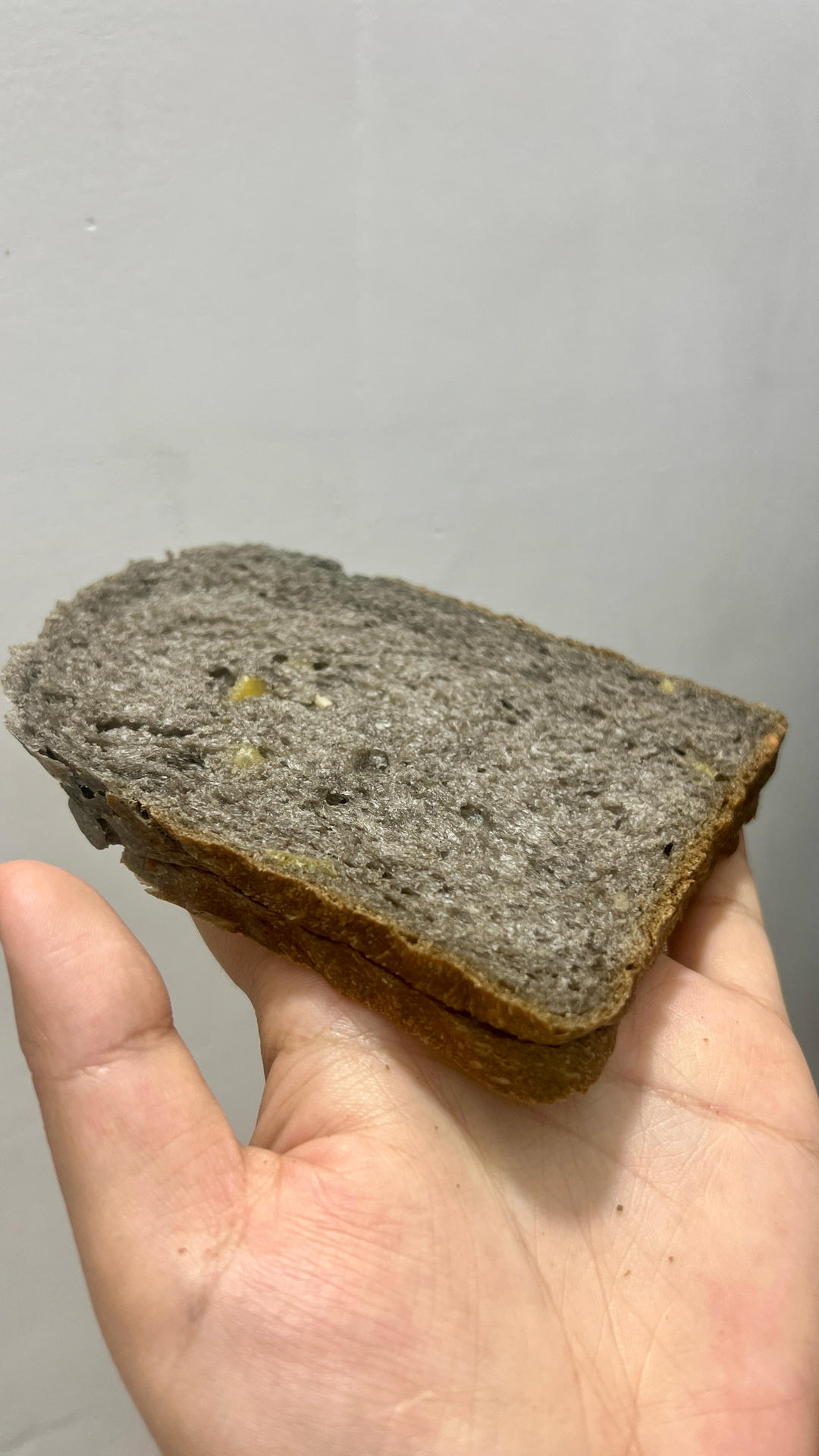 【女王厨房】黑芝麻酱奶香吐司（直接法）