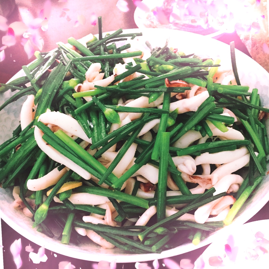 韭菜炒鱿鱼
