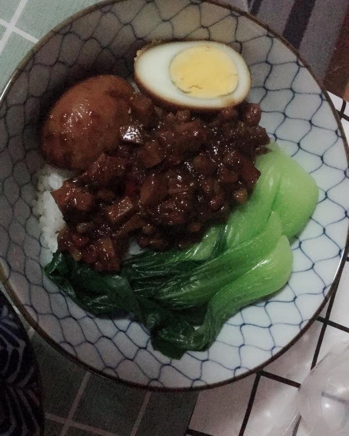 台式卤肉饭
