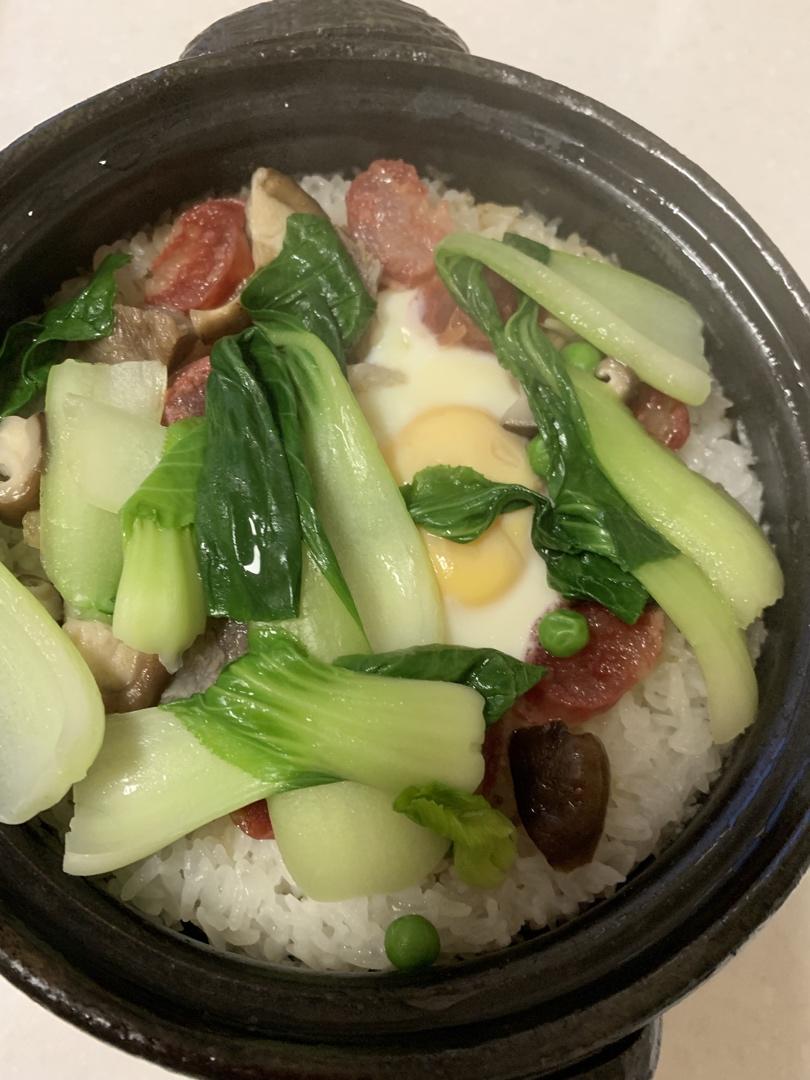 腊味煲仔饭，20分钟饭菜同出