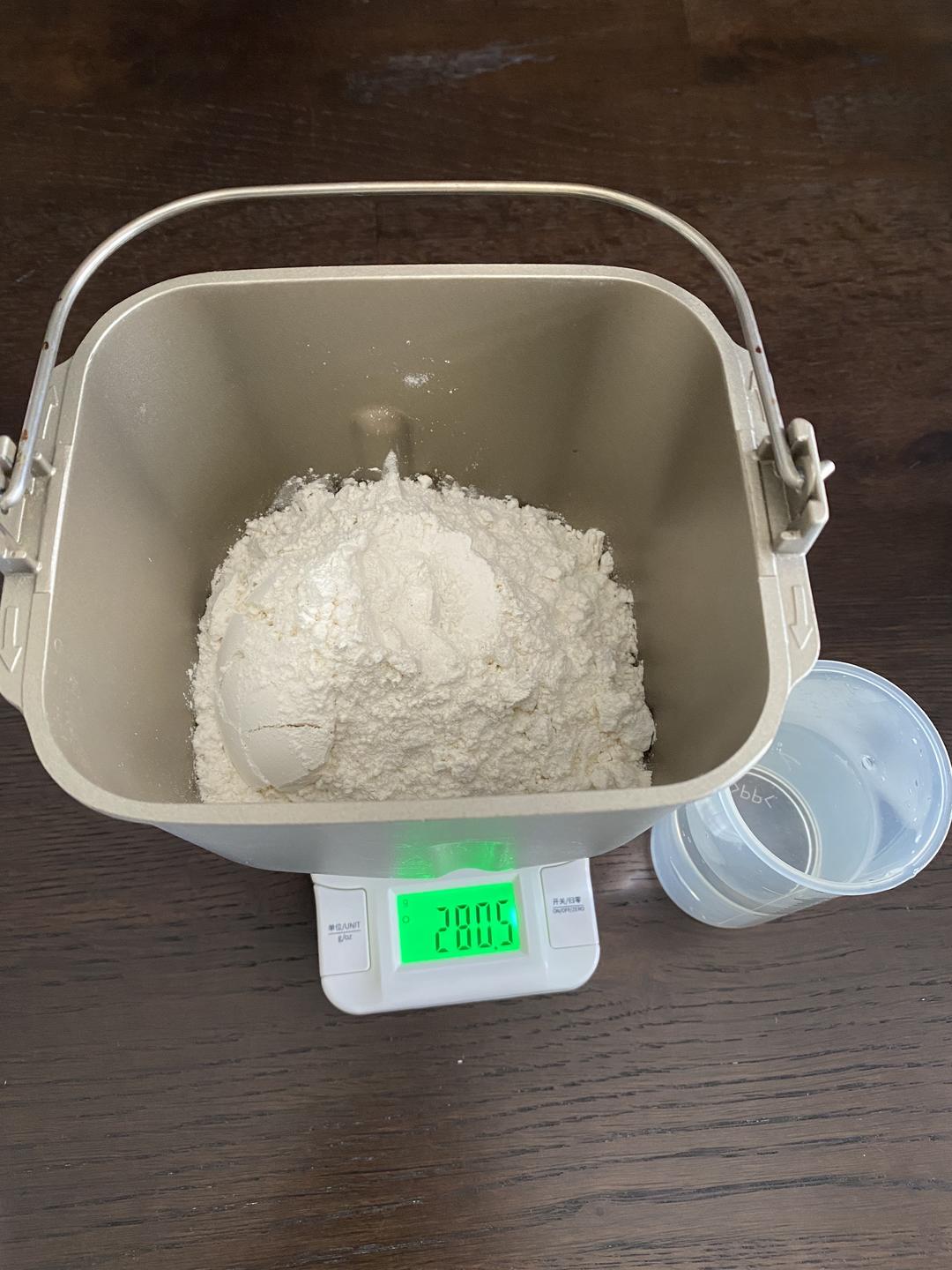 纯奶手撕吐司的做法 步骤1