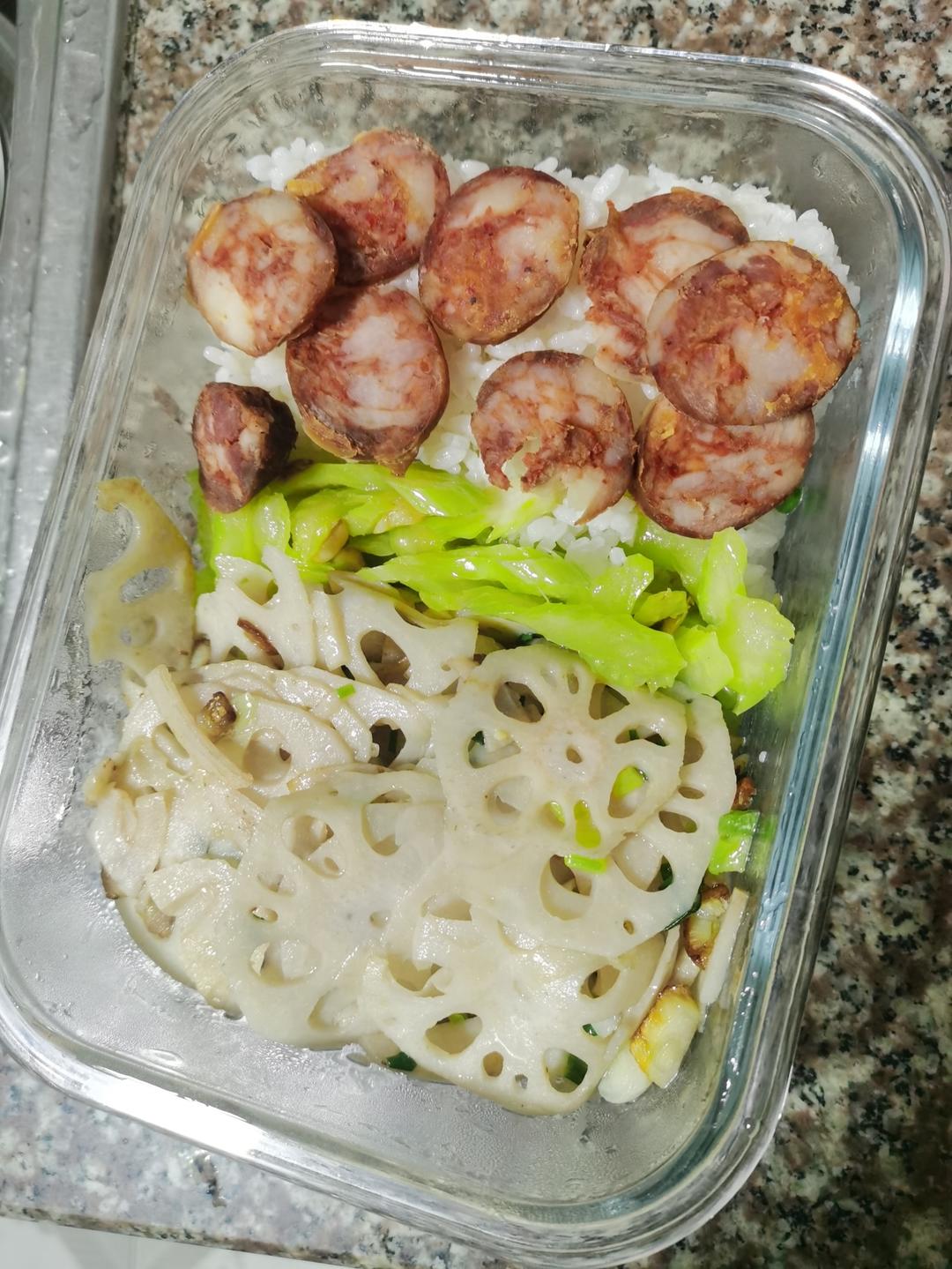 全家都爱吃的清炒藕片😋