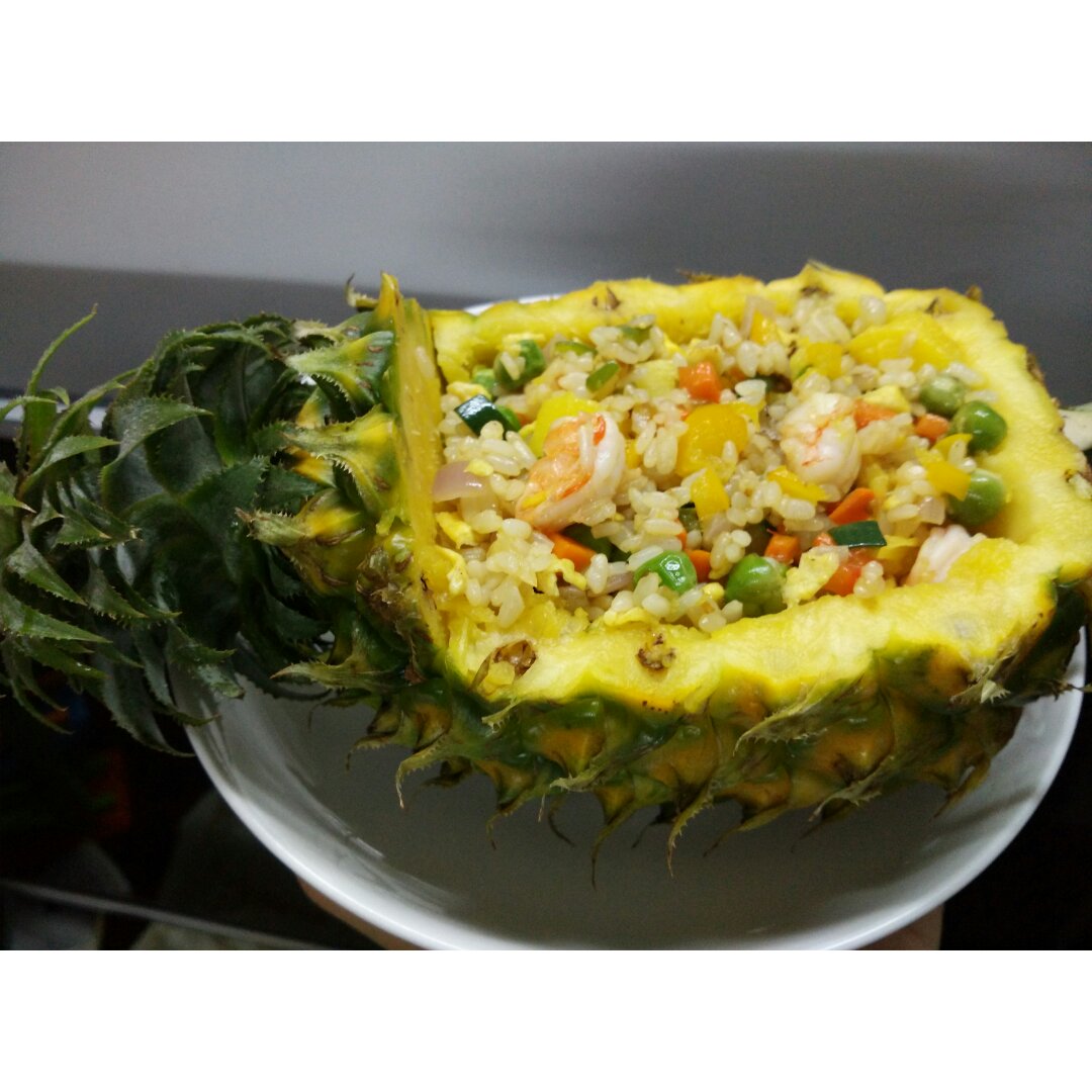 虾仁菠萝炒饭