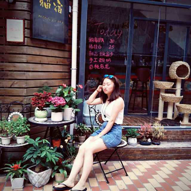 Elizabete-1