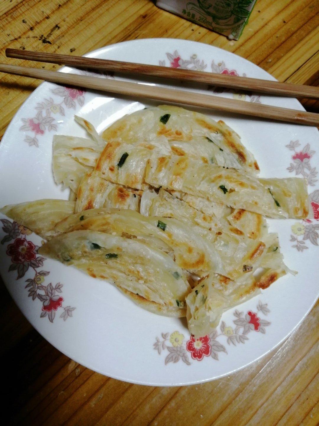 饺子皮版葱油饼
