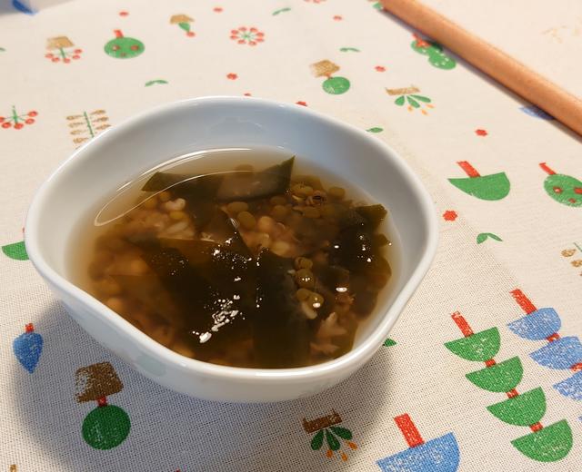 恰到好处的绿豆薏仁海带粥的做法