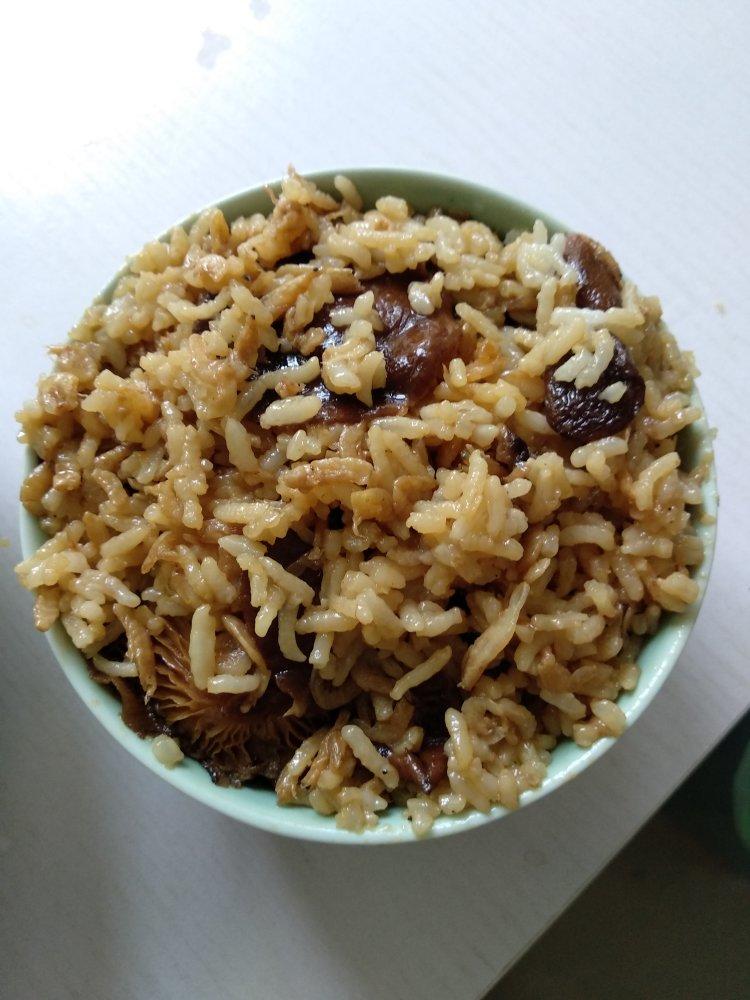 香菇油饭