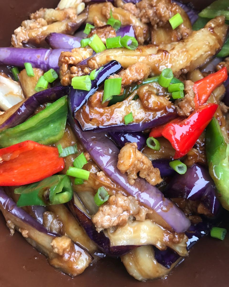 步骤图：肉碎茄子煲（附咸鱼茄子煲做法）