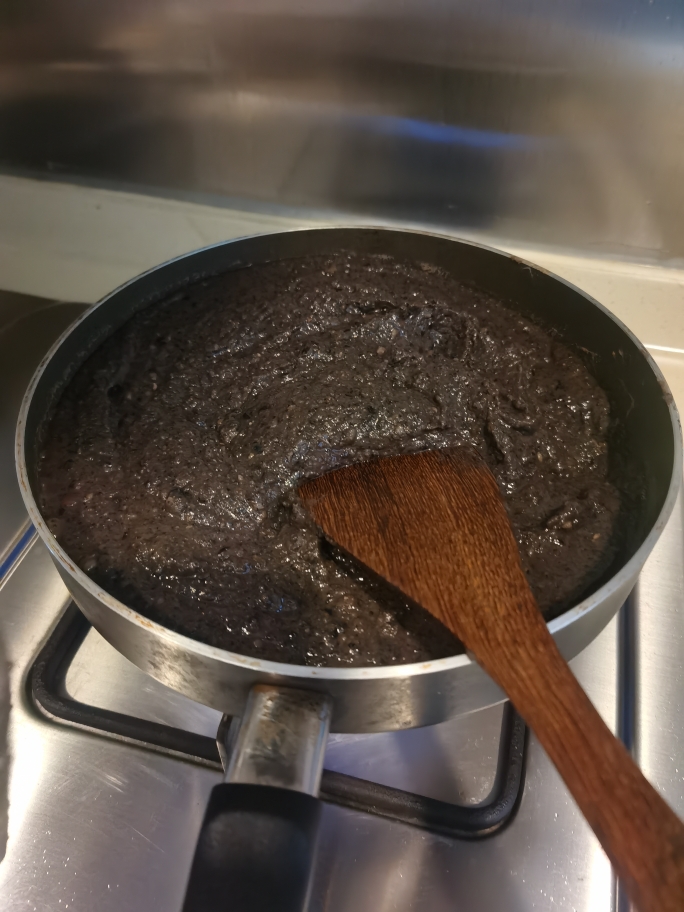 超简单健康无油版黑豆沙的做法 步骤3