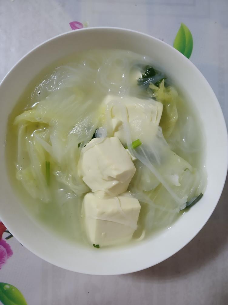 白菜豆腐粉丝汤的做法