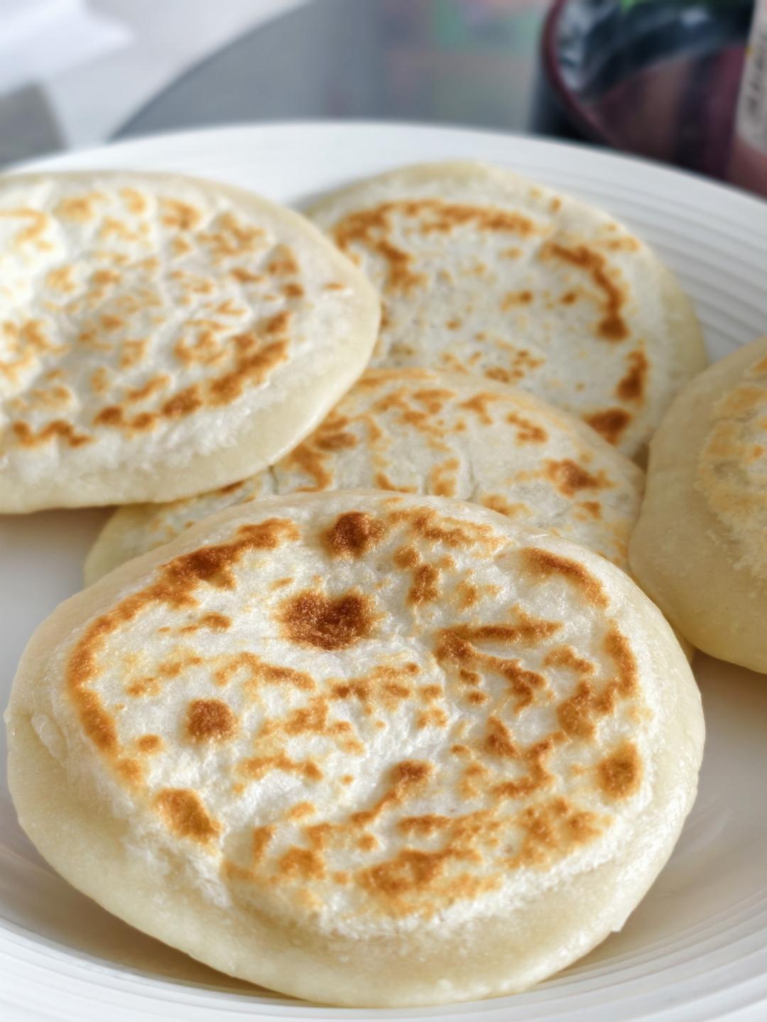 烫面小糖饼 柔软劲道 凉了也不硬 做法简单一看就会 附细节视频详解