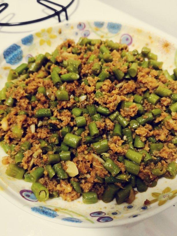 肉沫豆角下饭菜
