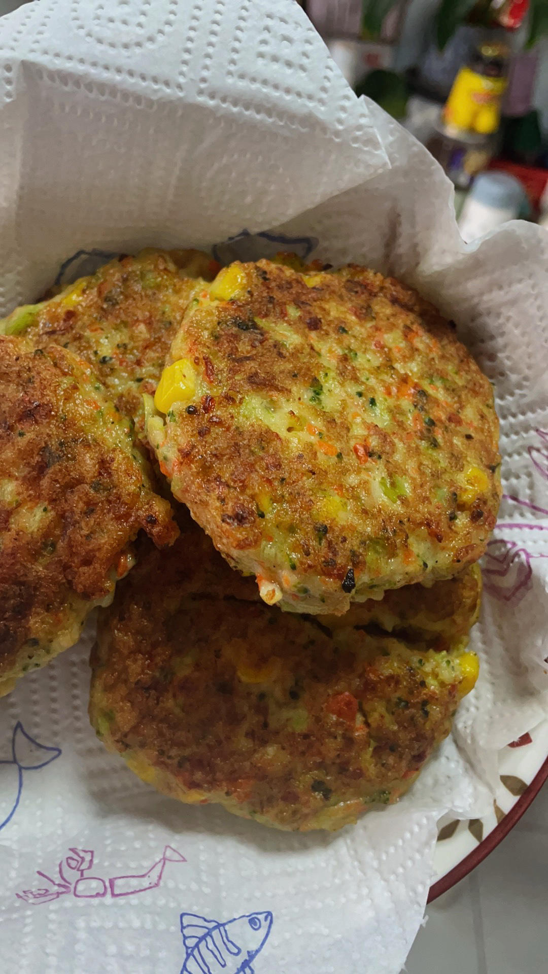 减肥、健身人士吃了狂点赞的蔬菜鸡胸肉饼