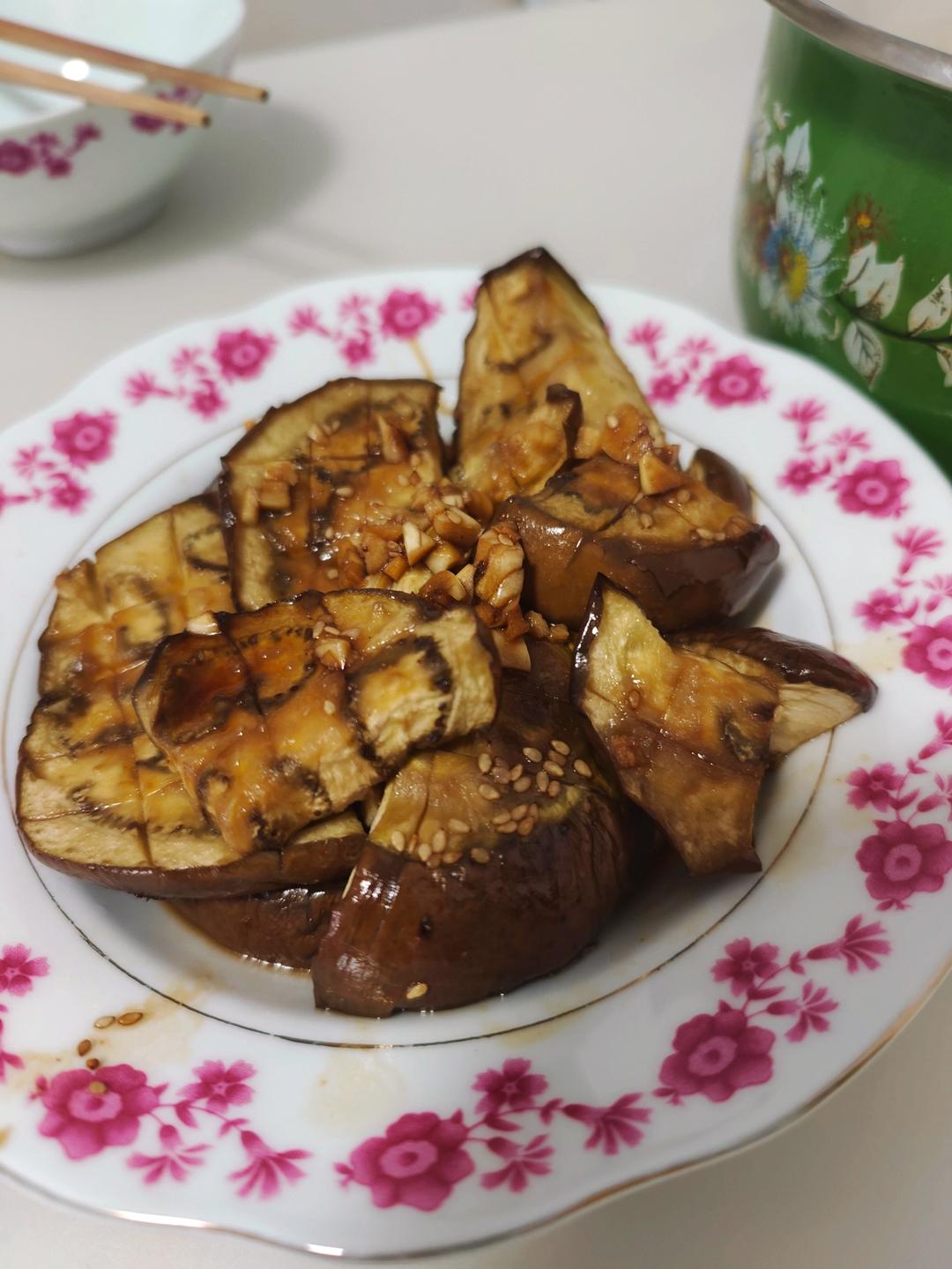 零基础蒜香烤圆茄子