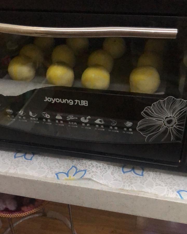 《Tinrry+》菠萝蛋黄酥（超快手、免揉、不用开酥）