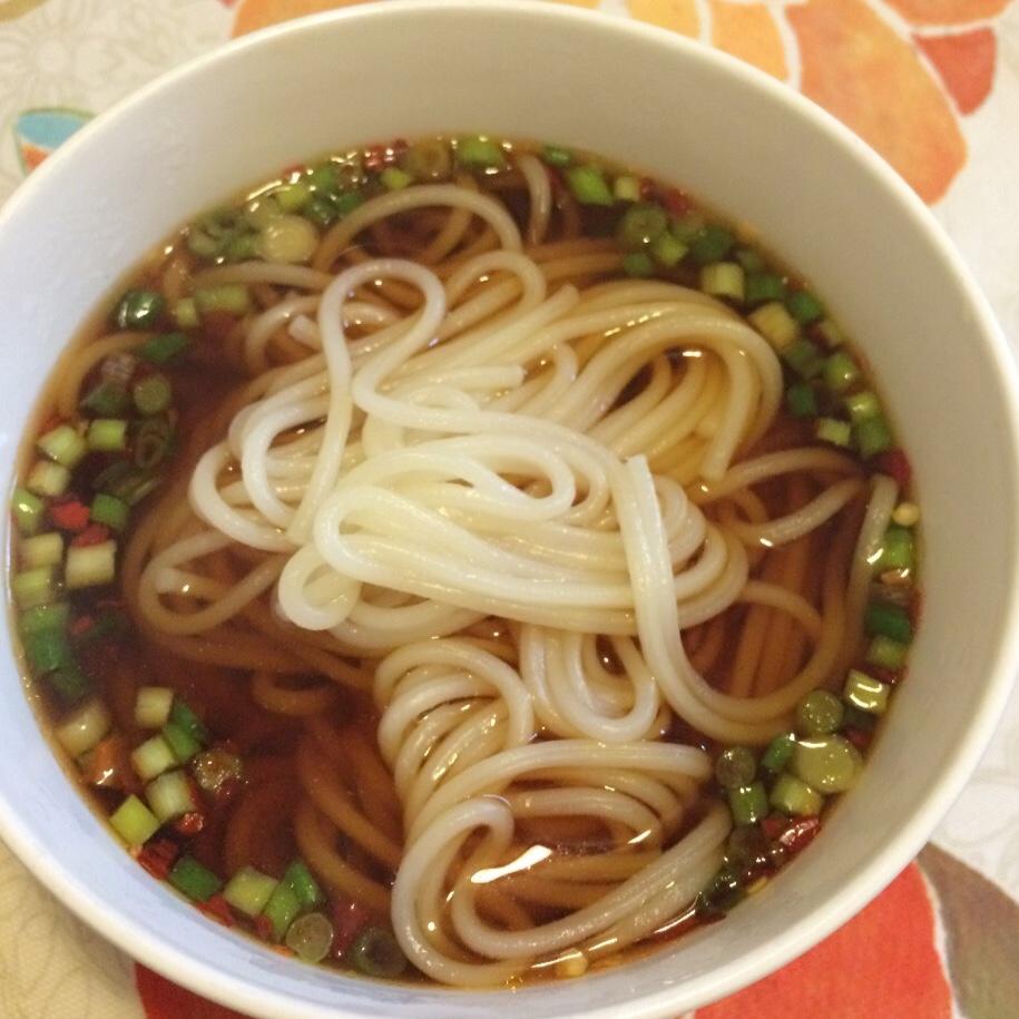 简单快手酱油素面