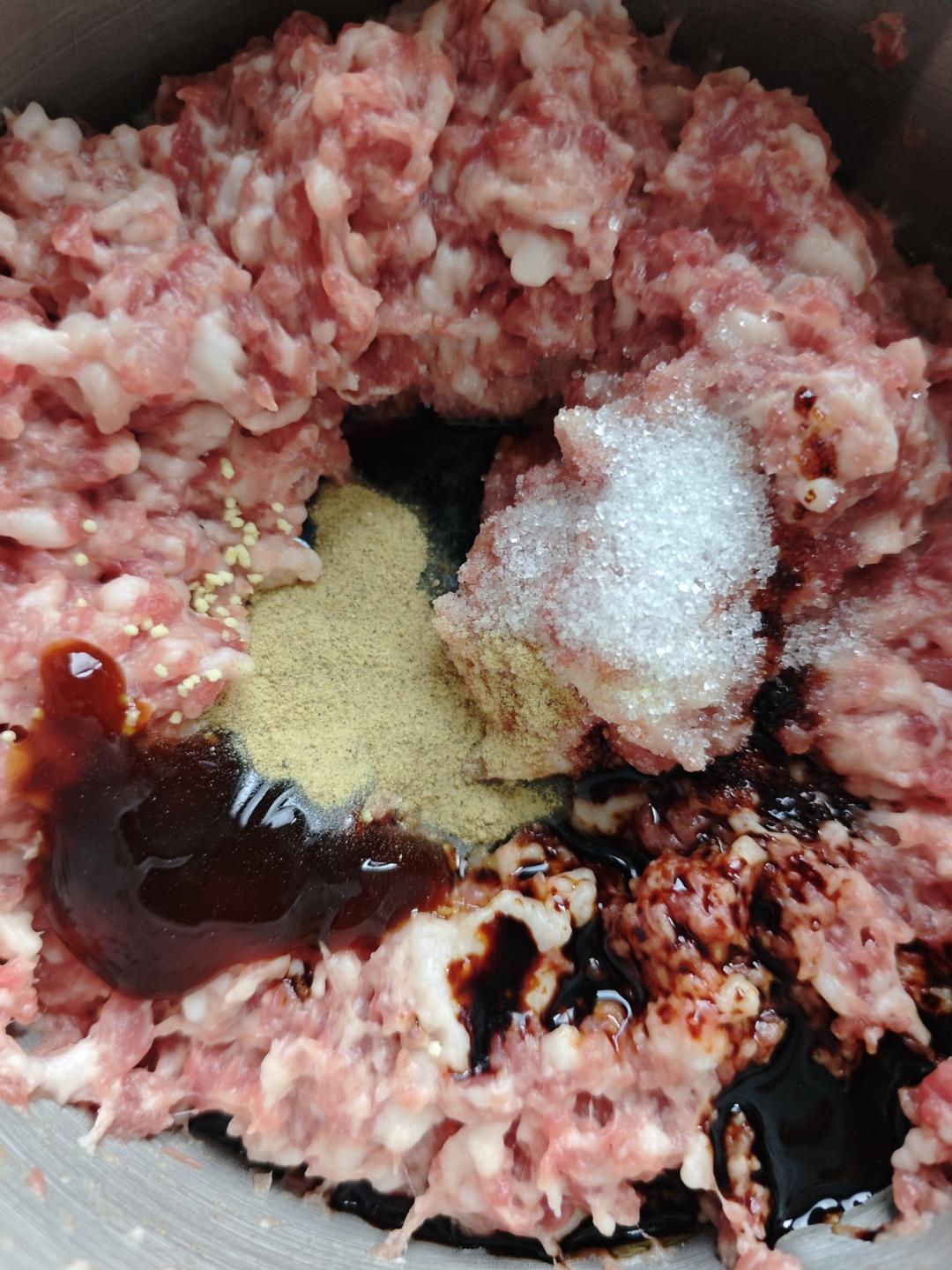 一口一个的鲜肉小包子
