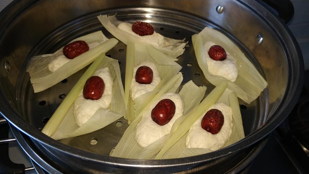 红枣玉米蒸糕