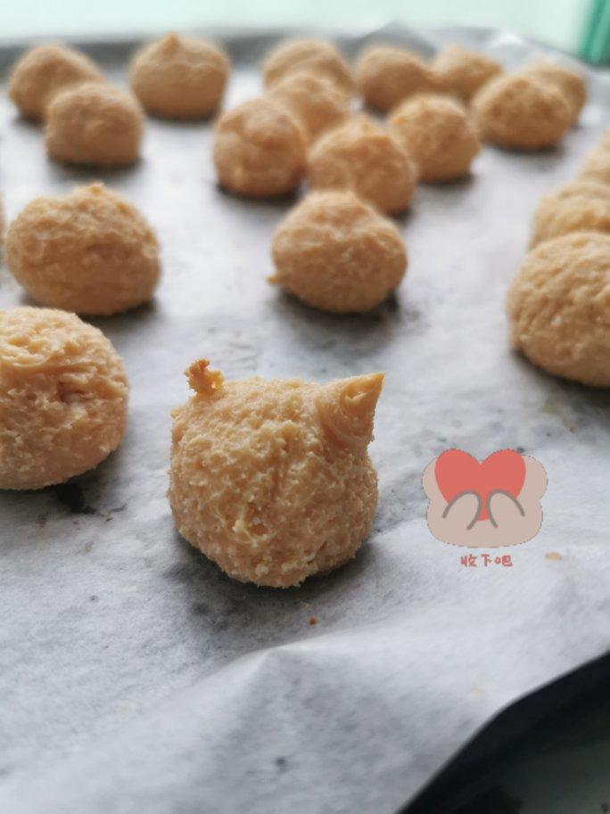 超级简单不需要奶粉炼乳淡奶油的黄金椰蓉球！