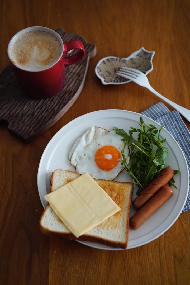 Le Petit Déjeuner