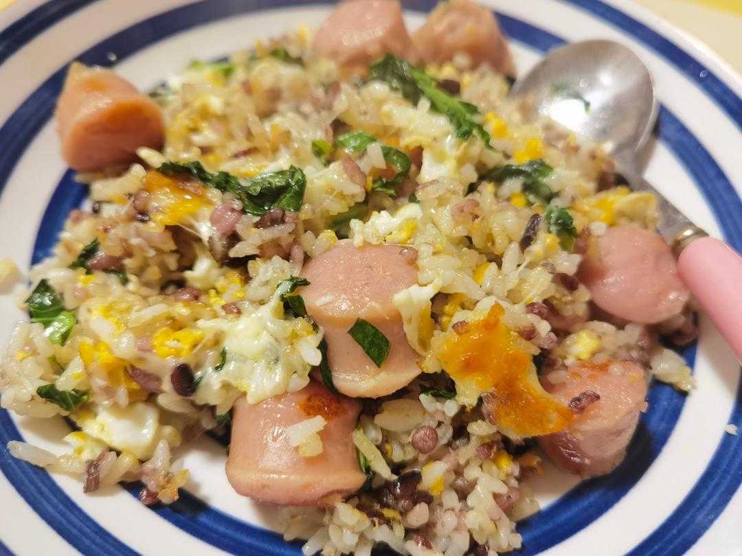 腊肠黄金炒饭
