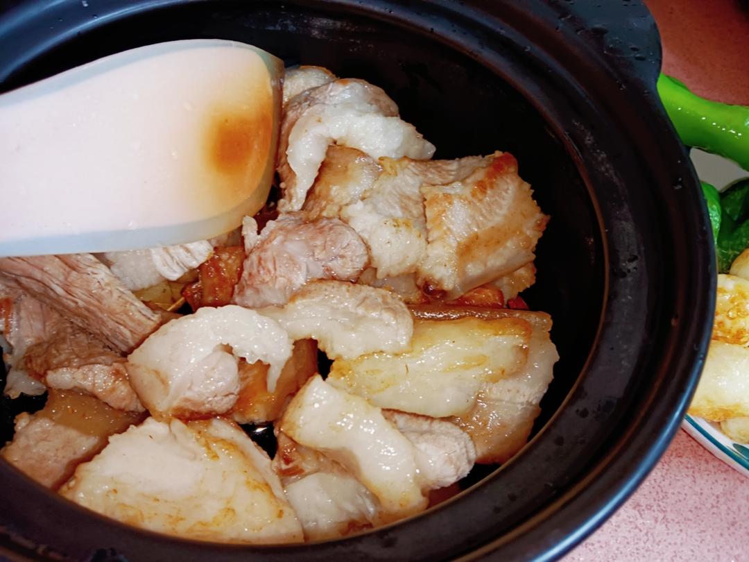 可以吃两碗饭的把子肉