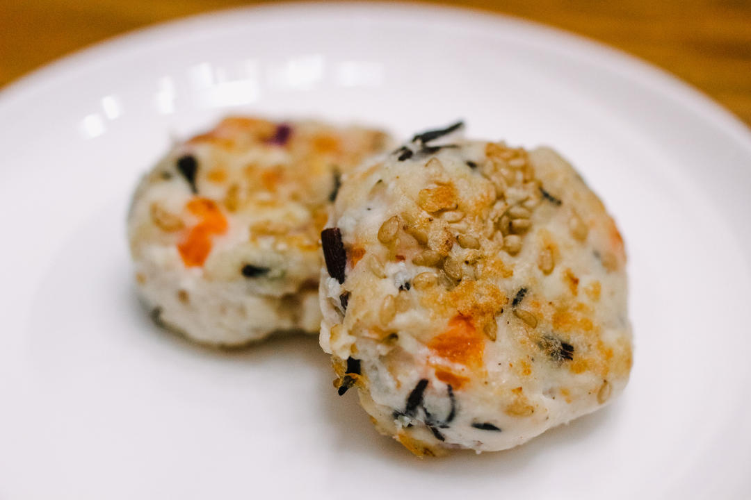 「10月+宝宝辅食」羊栖菜鸡肉饼