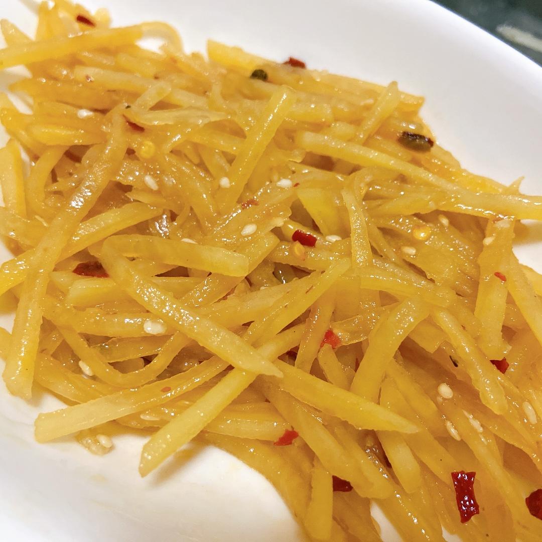 凉拌酸辣土豆丝