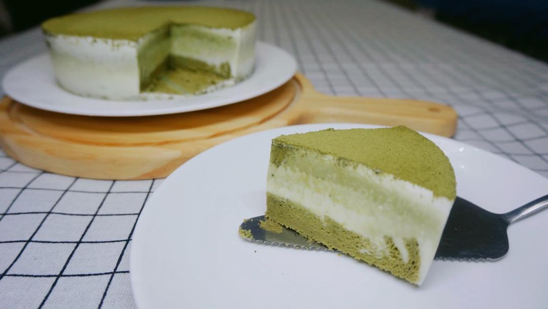 渐变抹茶慕斯蛋糕：我Amanda带着既美又作的抹茶甜点又来了！【曼食慢语】