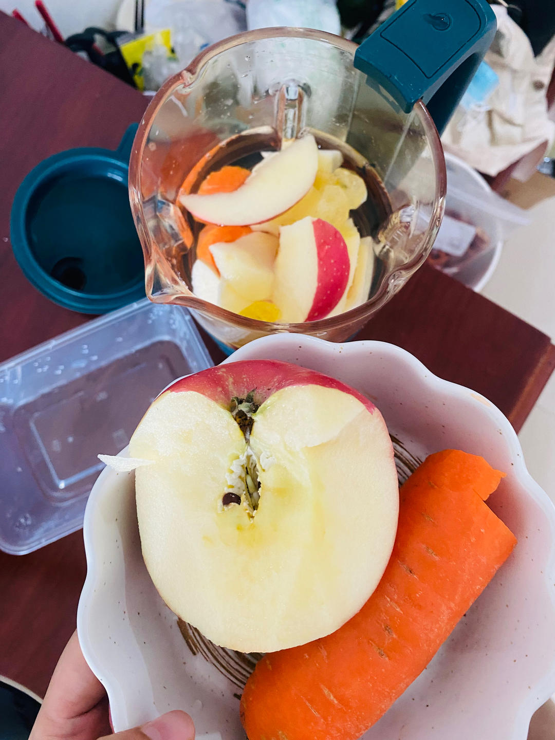 一杯有神奇魔力的饮品🍹胡萝卜🥕苹果🍎汁（热饮）