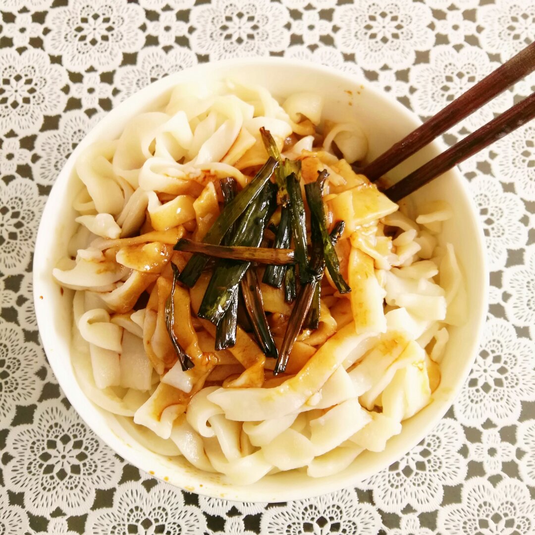 葱油拌面Spring Onion Noodles